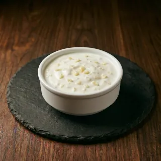 Sarımsaklı Yoğurt