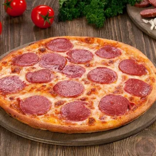 Salamlı Pizza