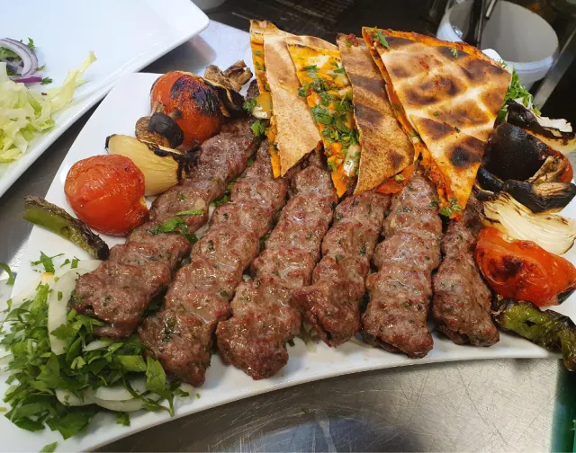 ARAZ ET IZGARA(İstanbul,Ümraniye)